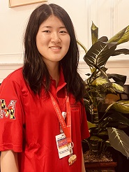 Volunteer in the office